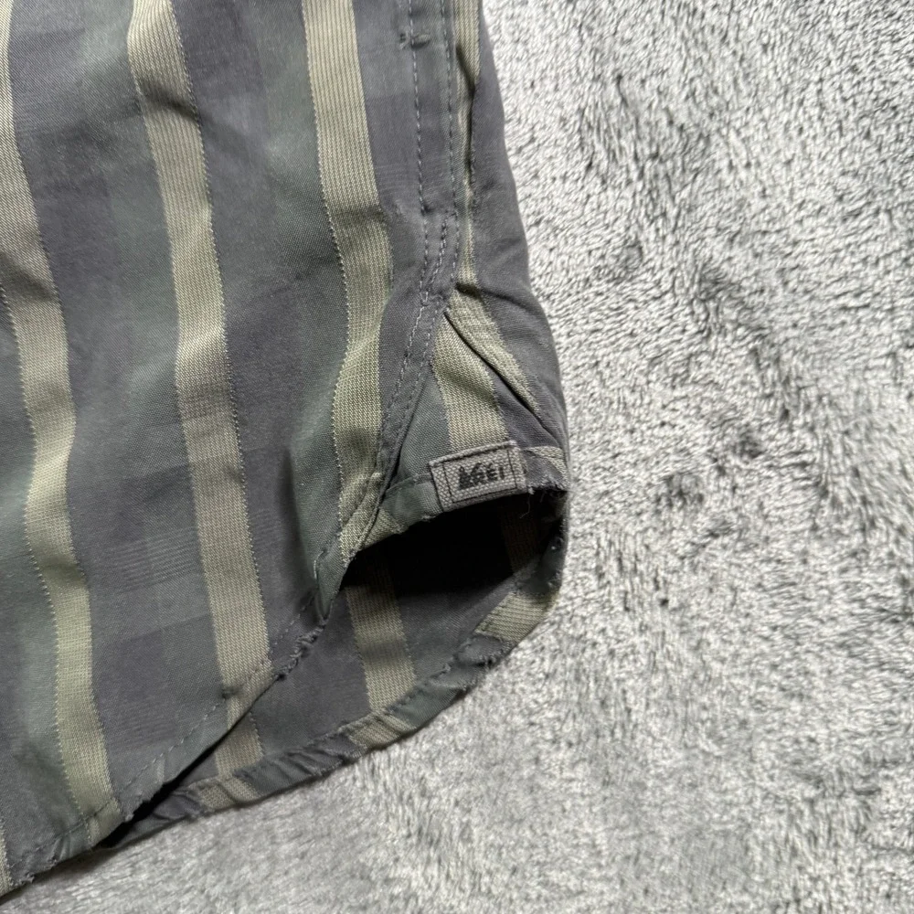 REI Co-op Mens Medium Gray Striped Long Sleeve Button Down Shirt